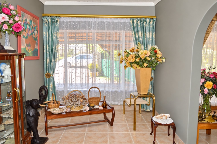 4 Bedroom Property for Sale in La Hoff North West